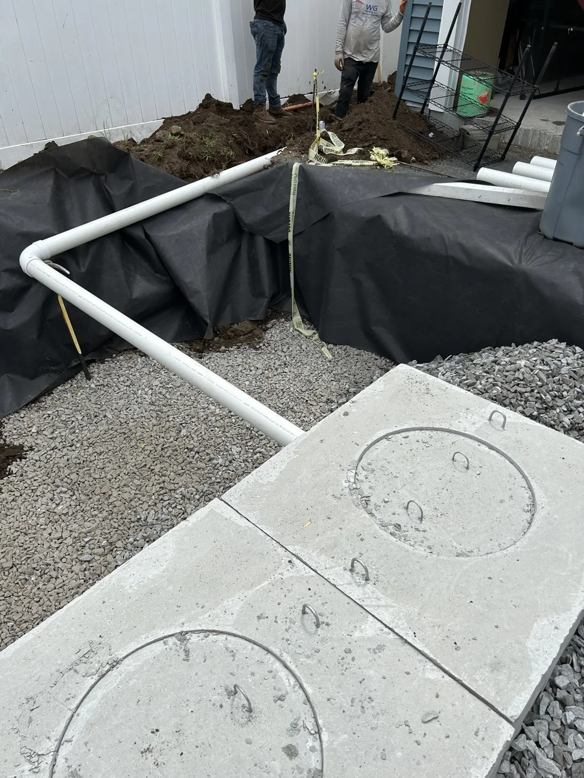 Drainage pipe and concrete structures